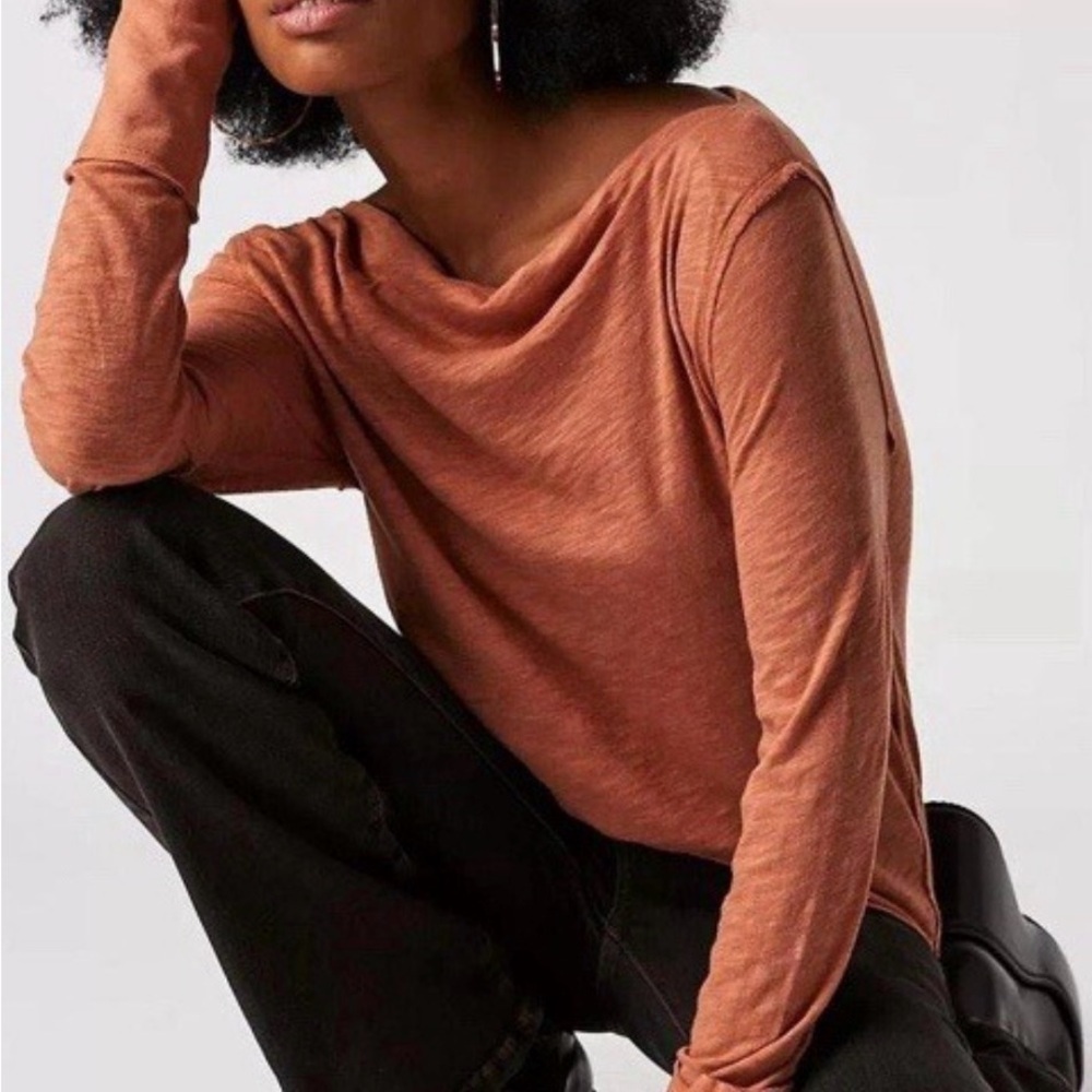 We the free long sleeve brown top size medium new with tags